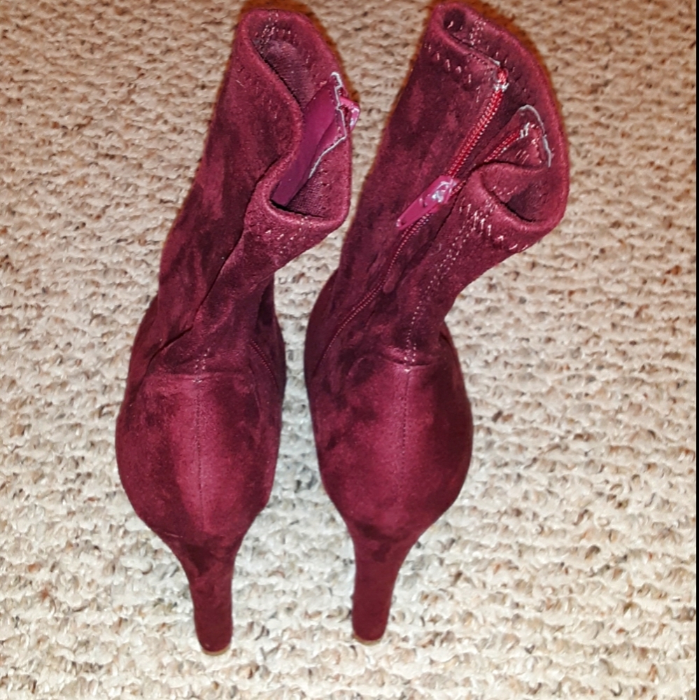 Wild Diva Boots - Picture 2 of 3